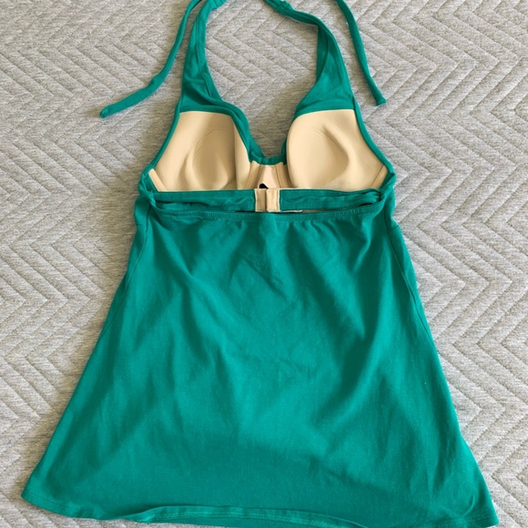 Victoria’s Secret IPEX Halter Top - Picture 2 of 4